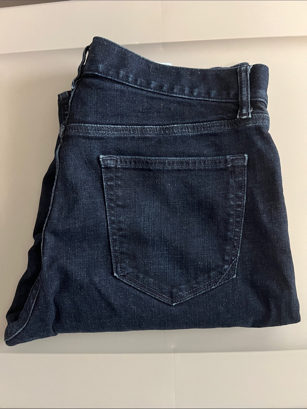 Banana Republic Men’s Dark Wash Straight Leg Jean Size 34